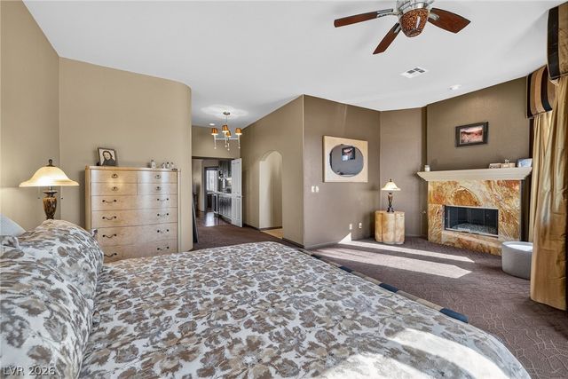 8721 Double Eagle Drive, Las Vegas, NV 89117