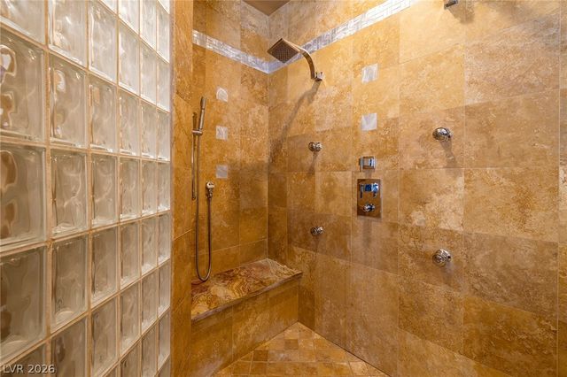 8721 Double Eagle Drive, Las Vegas, NV 89117