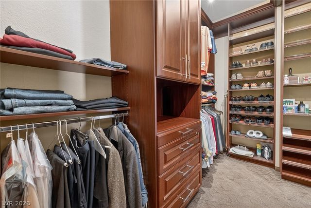 8721 Double Eagle Drive, Las Vegas, NV 89117