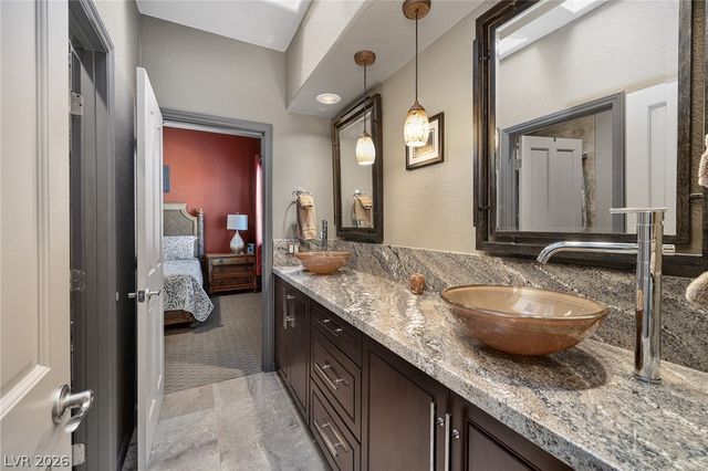 8721 Double Eagle Drive, Las Vegas, NV 89117