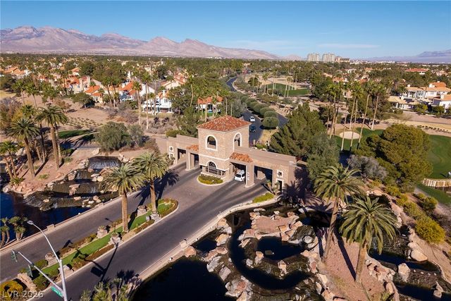 8721 Double Eagle Drive, Las Vegas, NV 89117