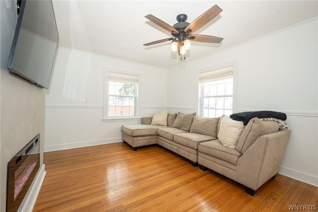 28 Robert Street, Hamburg, NY 14075