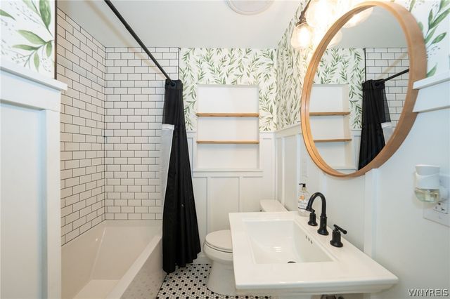 28 Robert Street, Hamburg, NY 14075