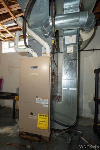 28 Robert Street, Hamburg, NY 14075