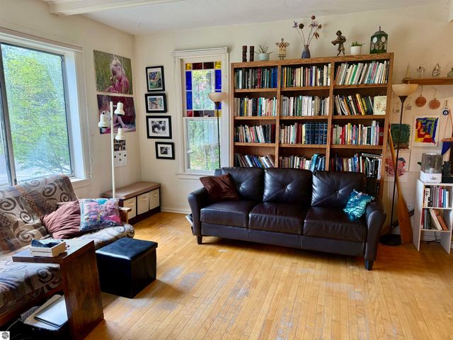 513 Walnut Street, Alma, MI 48801