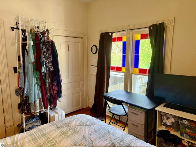 513 Walnut Street, Alma, MI 48801