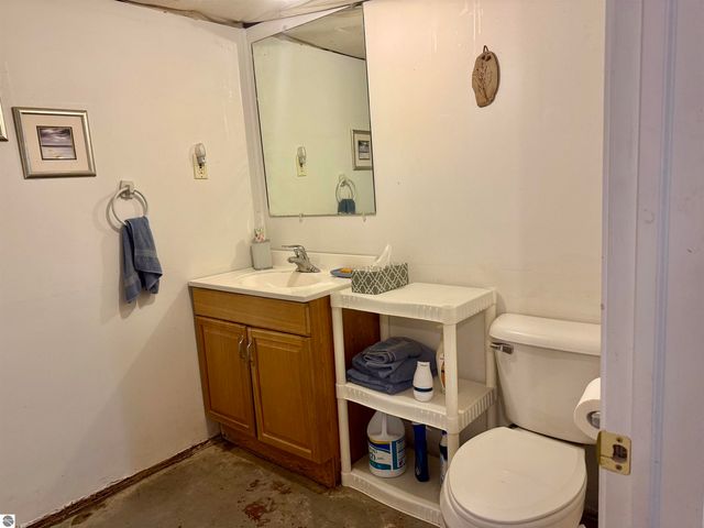 513 Walnut Street, Alma, MI 48801