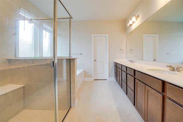 707 Gatecrest Drive, Fate, TX 75087
