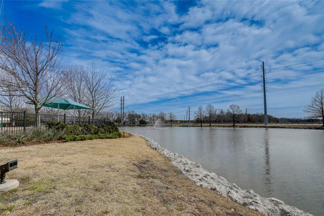 707 Gatecrest Drive, Fate, TX 75087