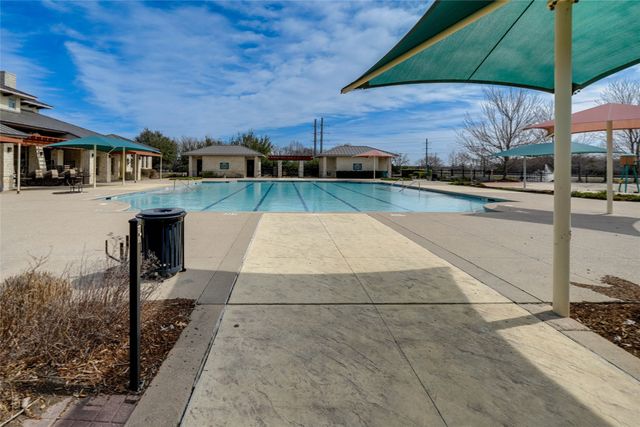 707 Gatecrest Drive, Fate, TX 75087
