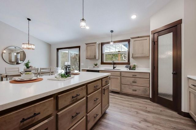 9160 S 24th Avenue, Eau Claire, WI 54703