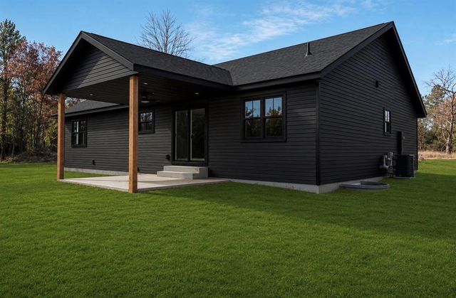 9160 S 24th Avenue, Eau Claire, WI 54703