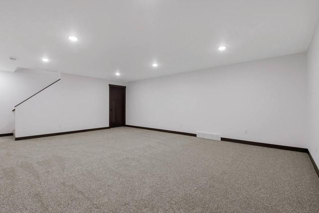 9160 S 24th Avenue, Eau Claire, WI 54703