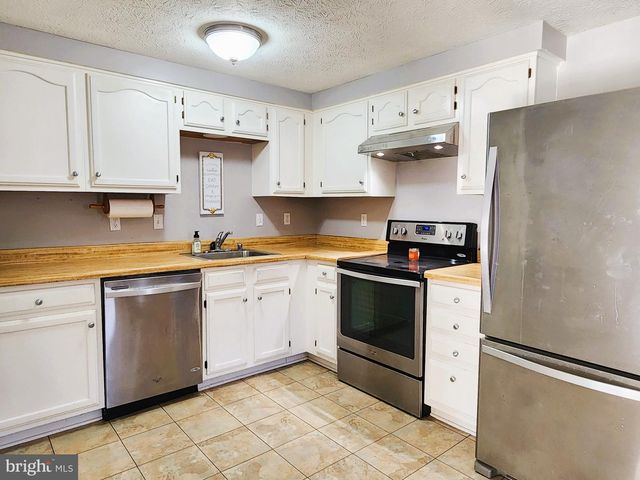 557 CASCADE WAY, Frederick, MD 21703