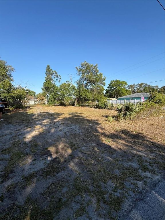 3601 N GARRISON STREET, Tampa, FL 33619
