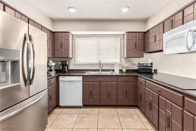 3635 Rosewood Drive, Las Vegas, NV 89121