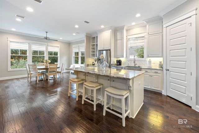 203 Great Lakes Loop, Fairhope, AL 36532