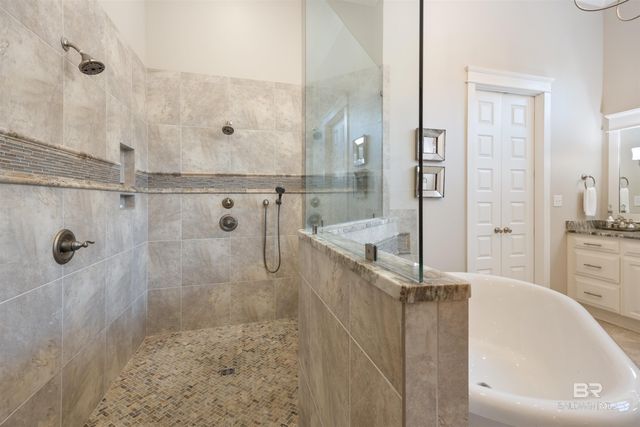 203 Great Lakes Loop, Fairhope, AL 36532