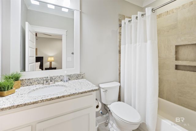 203 Great Lakes Loop, Fairhope, AL 36532