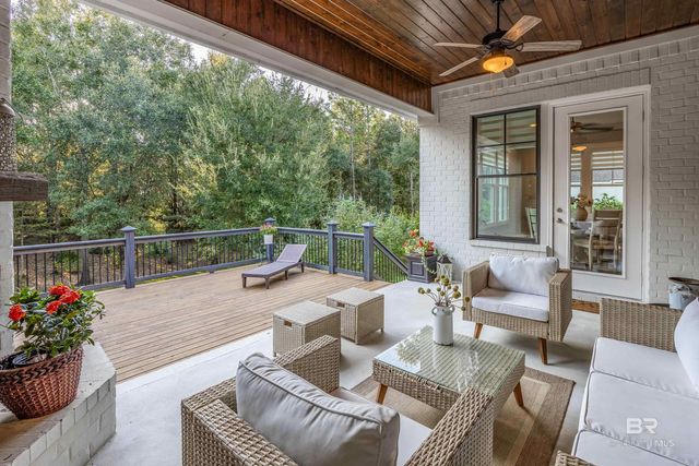 203 Great Lakes Loop, Fairhope, AL 36532