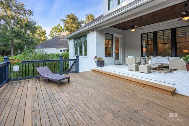 203 Great Lakes Loop, Fairhope, AL 36532