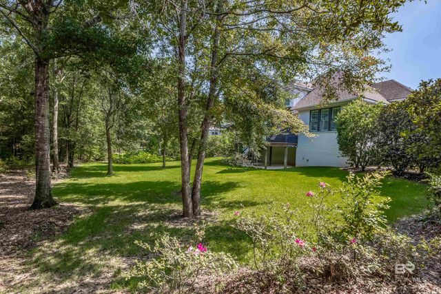 203 Great Lakes Loop, Fairhope, AL 36532