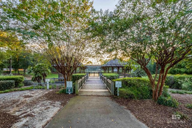 203 Great Lakes Loop, Fairhope, AL 36532