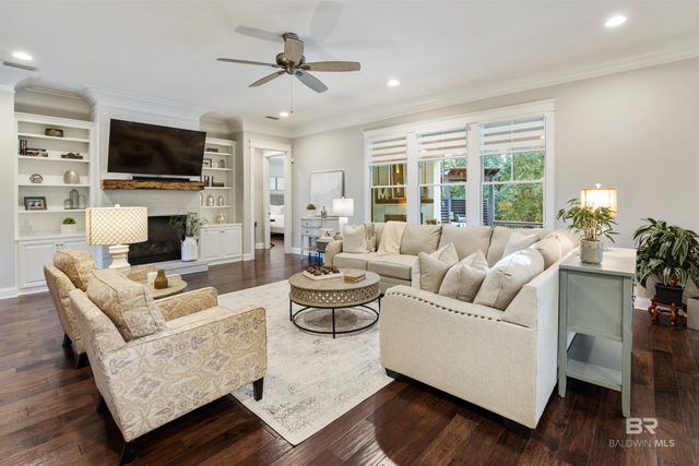 203 Great Lakes Loop, Fairhope, AL 36532