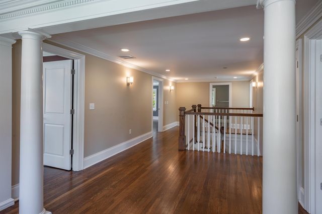 17 Berkeley Street, Nashua, NH 03064