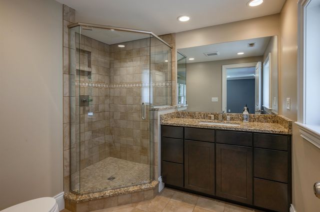 17 Berkeley Street, Nashua, NH 03064