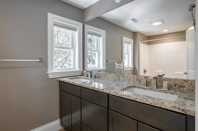 17 Berkeley Street, Nashua, NH 03064
