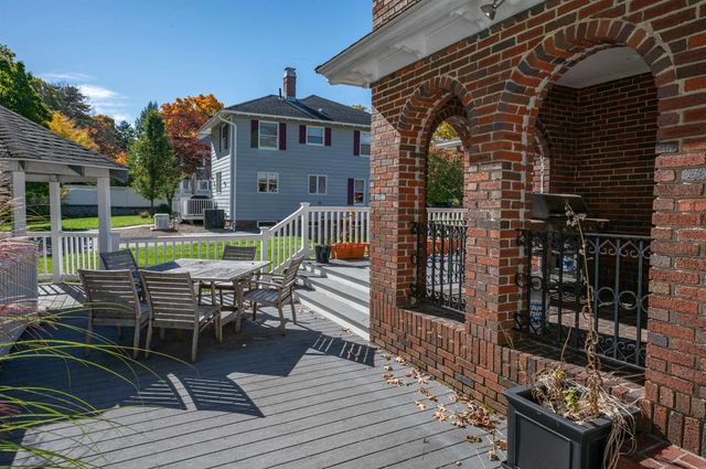 17 Berkeley Street, Nashua, NH 03064
