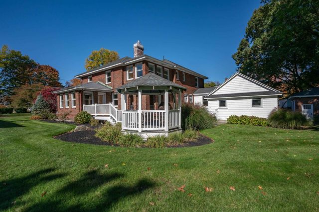 17 Berkeley Street, Nashua, NH 03064