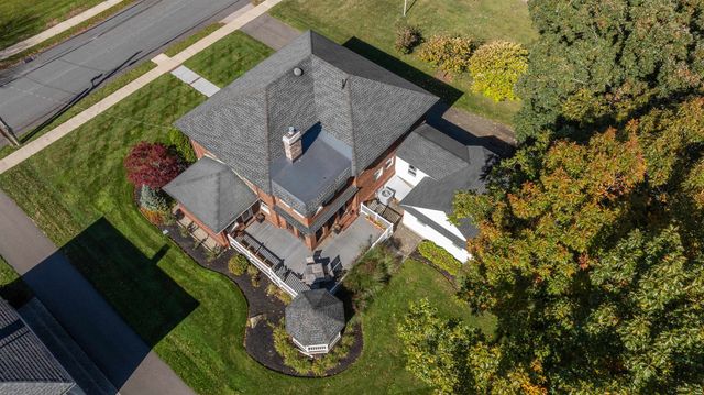 17 Berkeley Street, Nashua, NH 03064