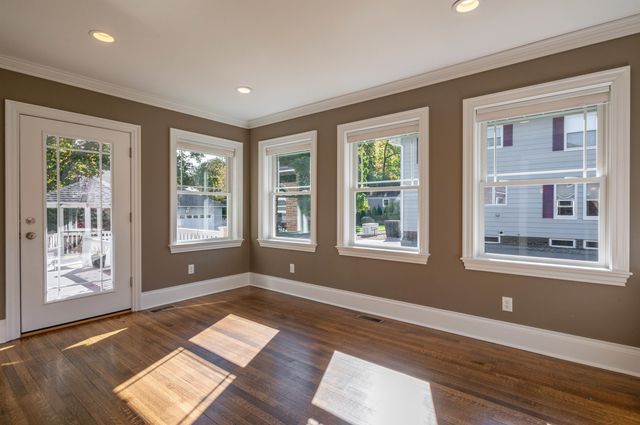 17 Berkeley Street, Nashua, NH 03064