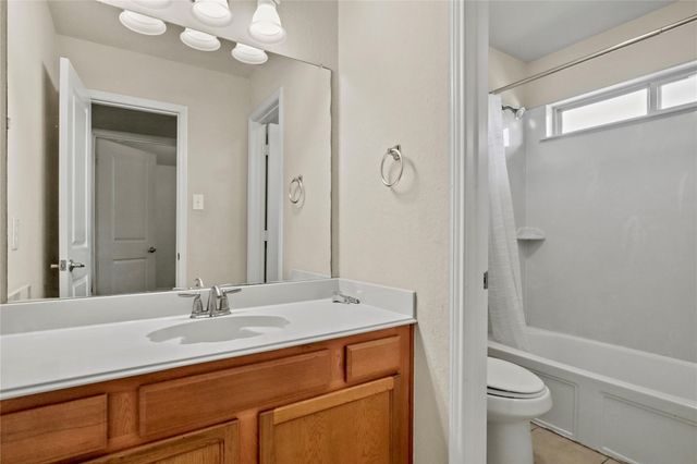 5839 Candlelight Lane, Grand Prairie, TX 75052