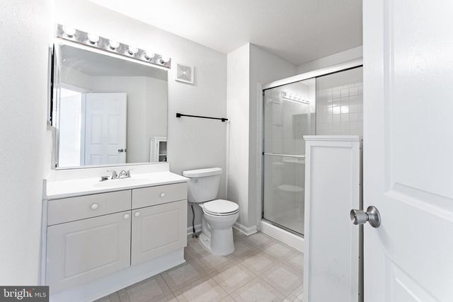 12887 FAIR BRIAR LN, Fairfax, VA 22033