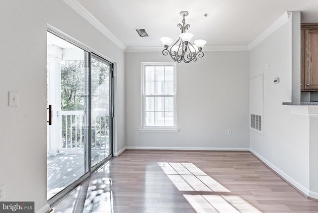 12887 FAIR BRIAR LN, Fairfax, VA 22033