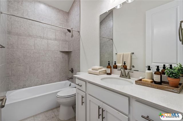 120 Sweeping Sage Lane, San Marcos, TX 78666