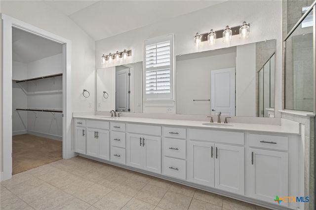 120 Sweeping Sage Lane, San Marcos, TX 78666