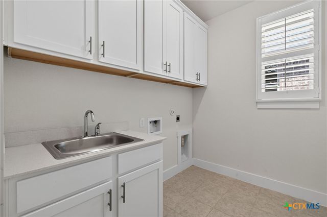 120 Sweeping Sage Lane, San Marcos, TX 78666
