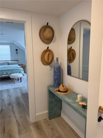 3 Baldwin Road, Middletown, RI 02842