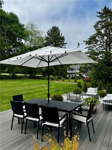 3 Baldwin Road, Middletown, RI 02842