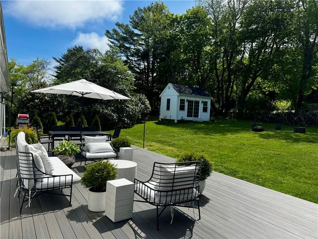 3 Baldwin Road, Middletown, RI 02842