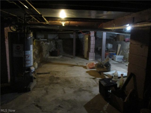 4324 Warner Road, Cleveland, OH 44105