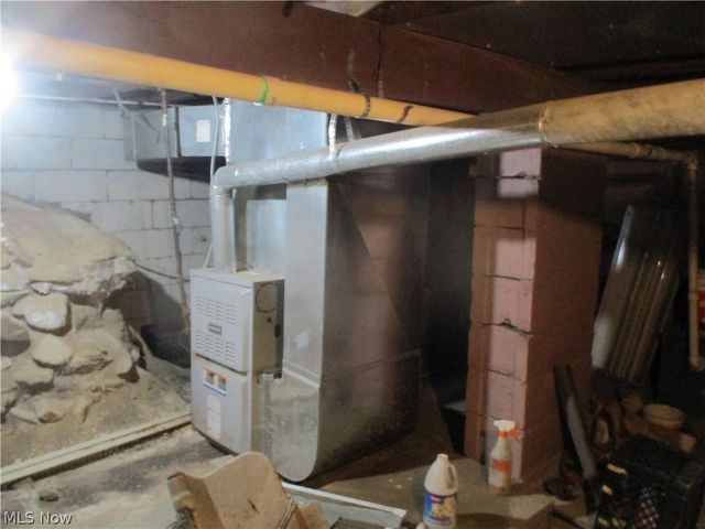 4324 Warner Road, Cleveland, OH 44105