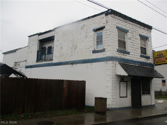 4324 Warner Road, Cleveland, OH 44105