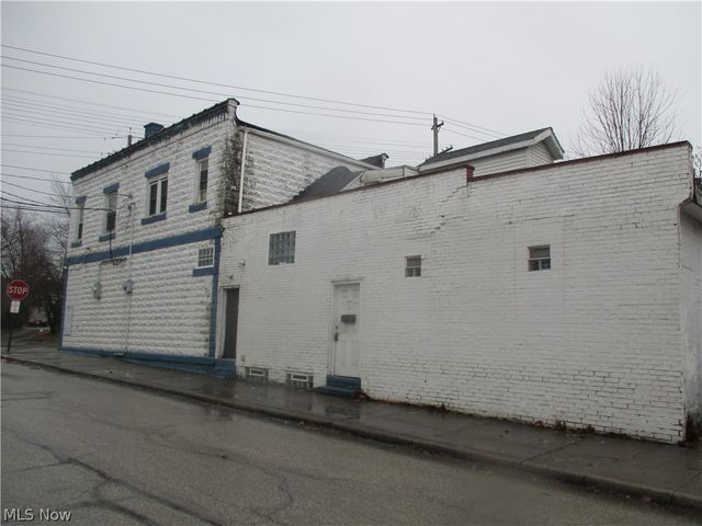 4324 Warner Road, Cleveland, OH 44105