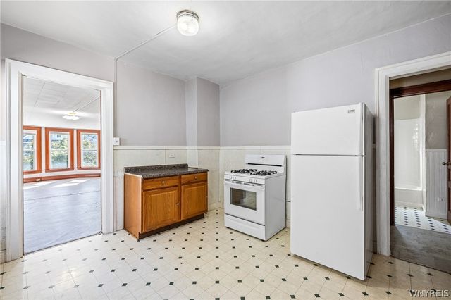 392 Marilla Street, Buffalo, NY 14220