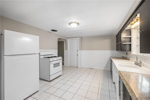 392 Marilla Street, Buffalo, NY 14220